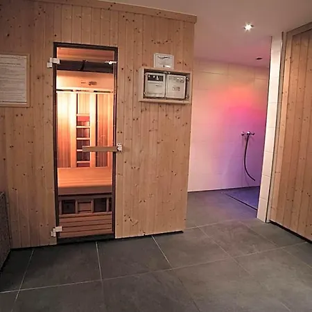 Neumayr Hotel 3*