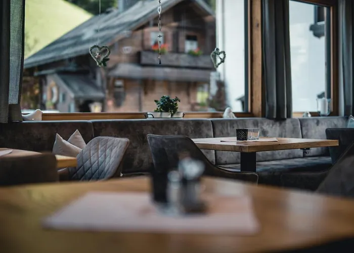 ホテル Neumayr グロースアルル